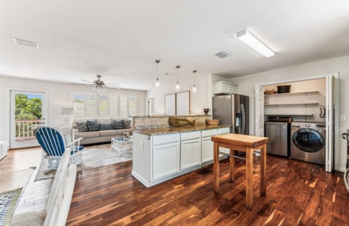 St. George Island Casa | Welcome to Wine Down!