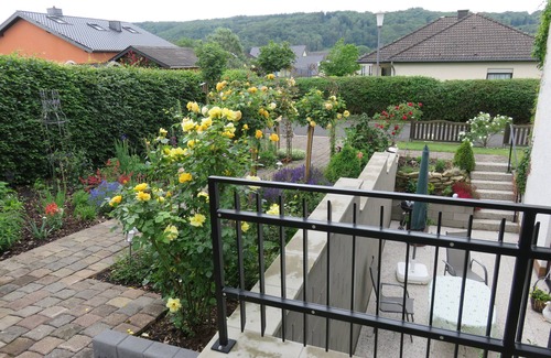 Wolsfeld Apartamento | Bienvenido a Wolsfeld, una comunidad de 1000 almas en el sur de Eifel
