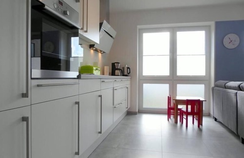 Dangast Apartamento | Este espacioso apartamento en la planta baja, sin barreras, en un hermoso sur frente a mendigar