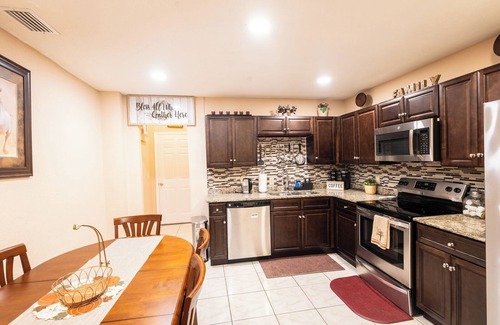 Pine Hills Apartamento | Welcome to your Serene Sanctuary