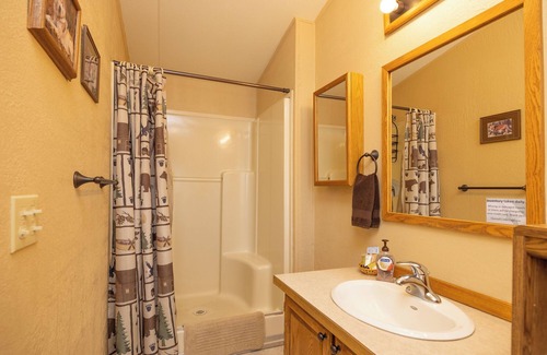 Concrete Casa | Welcome to your year-round mountain getaway and historic ranch in the foothills of the North Cascades!