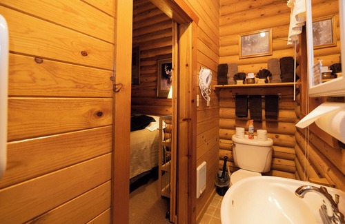 Concrete Cabina | Welcome to your year-round mountain getaway and historic ranch in the foothills of the North Cascades!
