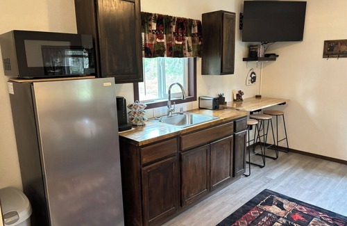 Kenai Cabina | Welcoming 1-bedroom cabin in Kenai