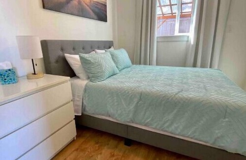 Regional District of Nanaimo Apartamento | Welcoming 2 bedroom suite, 5 min from the beach (Family and pet friendly!)