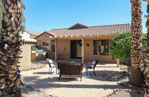 Desert Sage Casa | Welcoming 2-bedroom house with AC in The Grand