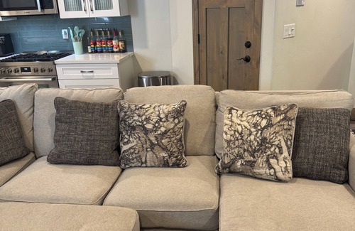 Alpine Apartamento | Welcoming 3-bedroom apartment with fabulous views in Alpine