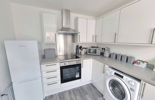 Rugby Casa | Welcoming 4-bedroom townhome with WiFi and parking in charming Rugby