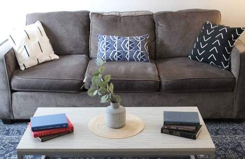 Ames Apartamento | Welcoming 4BR near ISU with Pool