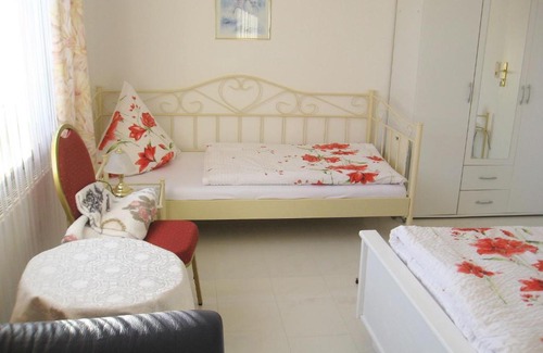 Bad Wildungen Apartamento | Welcoming Apartment with Balcony Garden Private Terrace