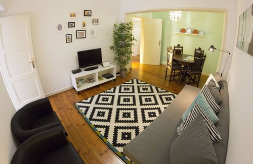 Santo Amaro Apartamento | ACOGEDOR APARTAMENTO ACOGEDOR EN LISBOA