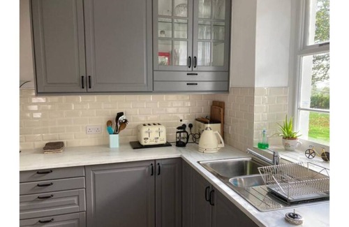 Crossabeg Otro | Welcoming Farm Annex on 15 private acres