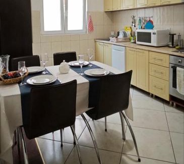 Zgrade Casa | Welcoming Home