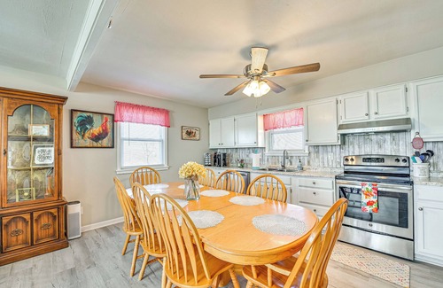 Rutland Casa | Welcoming Kentucky Home w/ Sprawling Views!