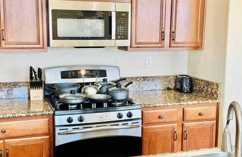 Reno Casa | Welcoming Scenic Haven/Sleeps 18