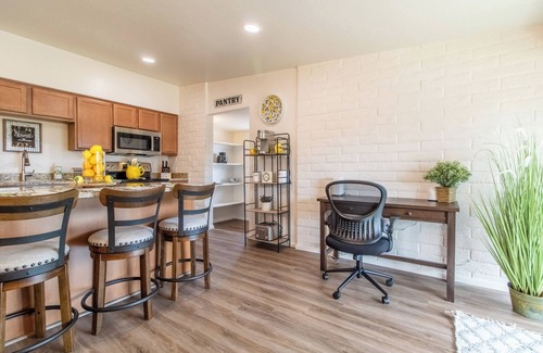 Tucson Casa | Welcoming to Lincoln Haus, East side Tucson with Fire Pit.