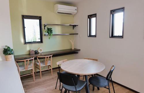 Taketomi-jima Taketomi-cho Casa | WELL/石垣島の市街地にあるオシャレな家