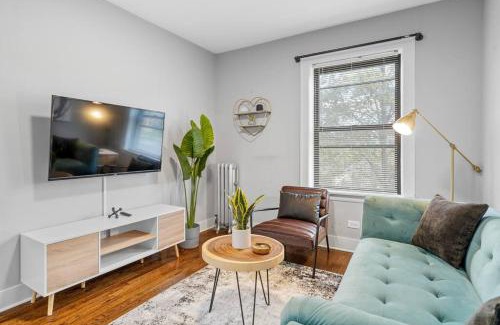 Chicago Apartamento | Well-Appointed 2BR Apt in a Vibrant Area - Cicero 2N