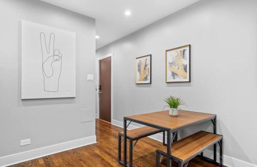 Chicago Apartamento | Well-Appointed 2BR Apt in a Vibrant Area - Cicero 2N