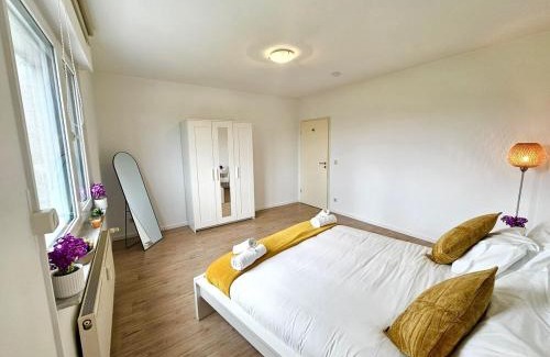 Hollerich Apartamento | Well-Appointed 2BR flat with terrace&parking-HOL127