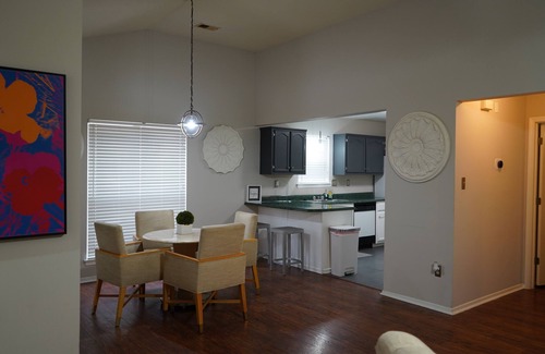 Southaven Casa | Cozy 3 BR Home with Private Guest House in Southaven- Full Amenities Included.