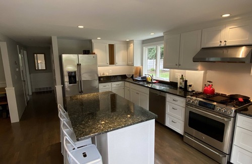 Harwich Center Casa | Well Appointed Modern 3 bedroom Cape House, Fully Renovated in 2020!