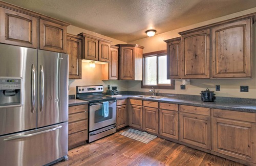 Sterling Casa | Well-Appointed Sterling Casita with Full Kitchen!