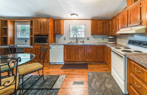Belle Casa | 'Well & Cellar' Near Kanawha River & ATV Trails!
