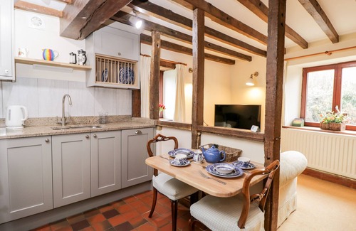 Longborough Cabaña | Well Cottage
