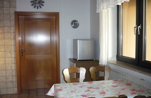 Krahenberg Apartamento | Apartamento bien equipado en las afueras en el suroeste Palatinado