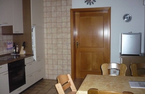 Krahenberg Apartamento | Apartamento bien equipado en las afueras en el suroeste Palatinado