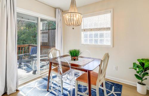 Emerald Isle Casa | Well-Equipped Emerald Isle Townhome Pets Welcome!
