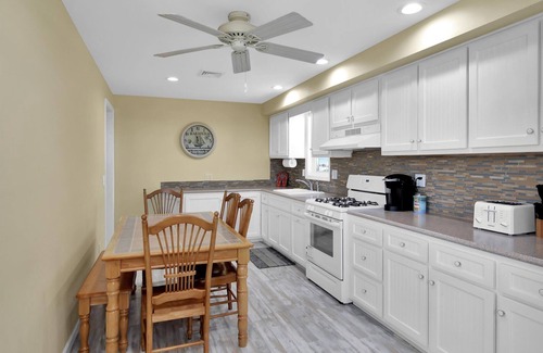 Seaside Heights Casa | Escapada junto al mar! Perfecto para familias / parejas. A 2 cuadras de la playa!