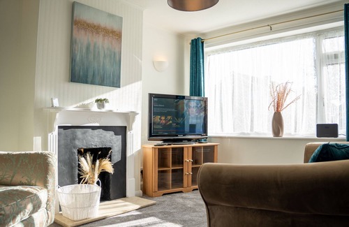 Wolverton Casa | Well-furnished 3-Bedroom house
