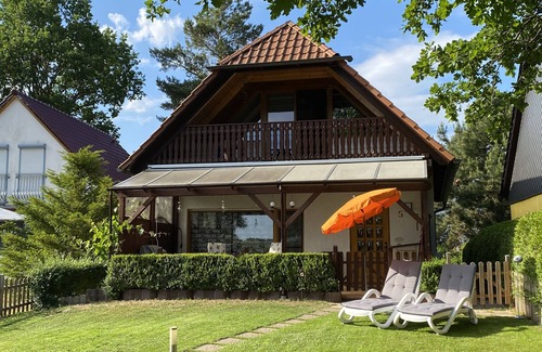 Muritz Casa | Well-kept vacation home, unobstructed lake view/view of the countryside, 90 m to Fleesensee