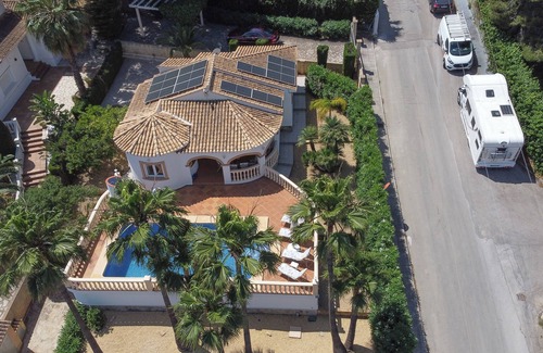 Denia Villa | Bien mantenido casa con fabulosas vistas sobre la bahía de Denia