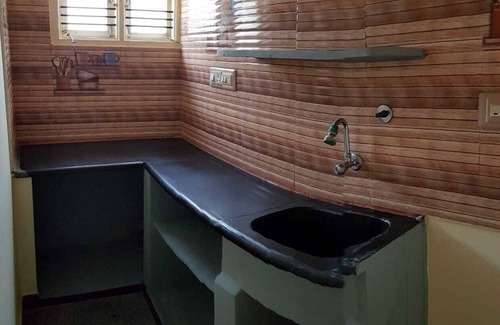 Bengaluru Casa | Piso 2BHK bien ubicado en el segundo piso, casa independiente Vista previa