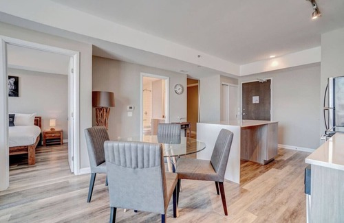 Wellington Village Apartamento | Wellington 1B with DEN