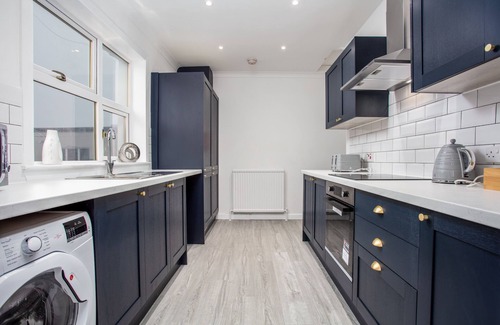 Ayr Casa | Wellington View - Donnini Apartments