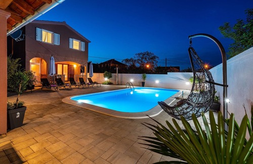 Zaton Villa | Wellness y Spa Villa con piscina climatizada para 12