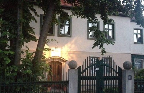 Oberloßnitz Apartamento | Bienestar en el monumento - cómodo y romántico apartamento de invitados Winzerhaus