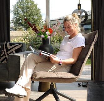 Biddinghuizen Chalet De Esquí | Wellness Chalet Veluwemeer