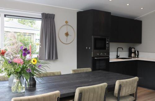 Biddinghuizen Chalet De Esquí | Wellness Chalet Veluwemeer