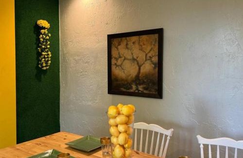 South Hills Apartamento | Wellness Oasis Near Downtown Pittsburgh