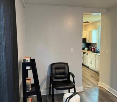 South Hills Apartamento | Wellness Oasis Near Downtown Pittsburgh