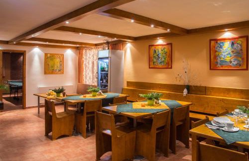 Jindrichuv Hradec Casa | Wellness Penzion Palice