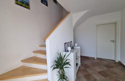 Dreis-Bruck Casa | Wellnesshaus Dorfblick mit Outdoor-Jacuzzi und Infrarotkabine, NEU!