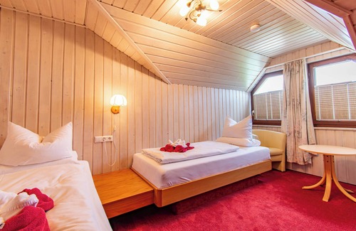 Lossburg Hotel | Wellnesshotel Hohenrodt