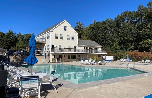 Ogunquit - Wells Cabaña | Wells Ogunquit Beach 3 Bed Cottage, 1 Mile From The Beach With Resort Amenities