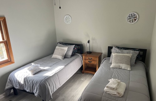 Wellsboro Apartamento | Wellsboro Rail Trail 1 4 bedrooms with fully stocked kitchen. Pet Friendly