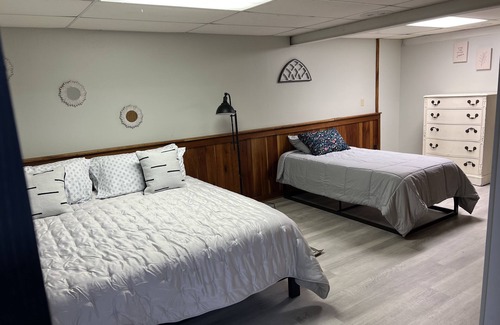 Wellsboro Apartamento | Wellsboro Rail Trail 2 2 bedroom, fully stocked kitchen and pet friendly